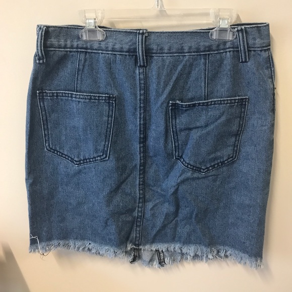 Jean skirt - Picture 2 of 4